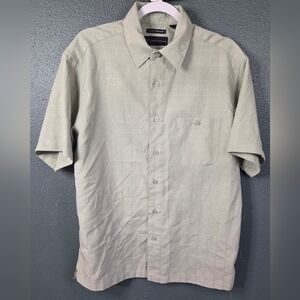 R & R Causal Mens Short-Sleeve Button-Down Shirt in Gray Size Med
